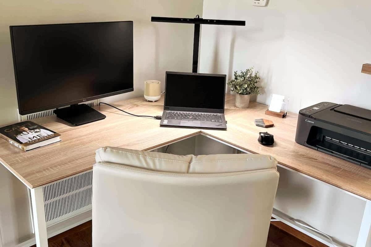 Family Friendly And Quite 2 Bedroom Condo Close To Fun 포트웨인 외부 사진